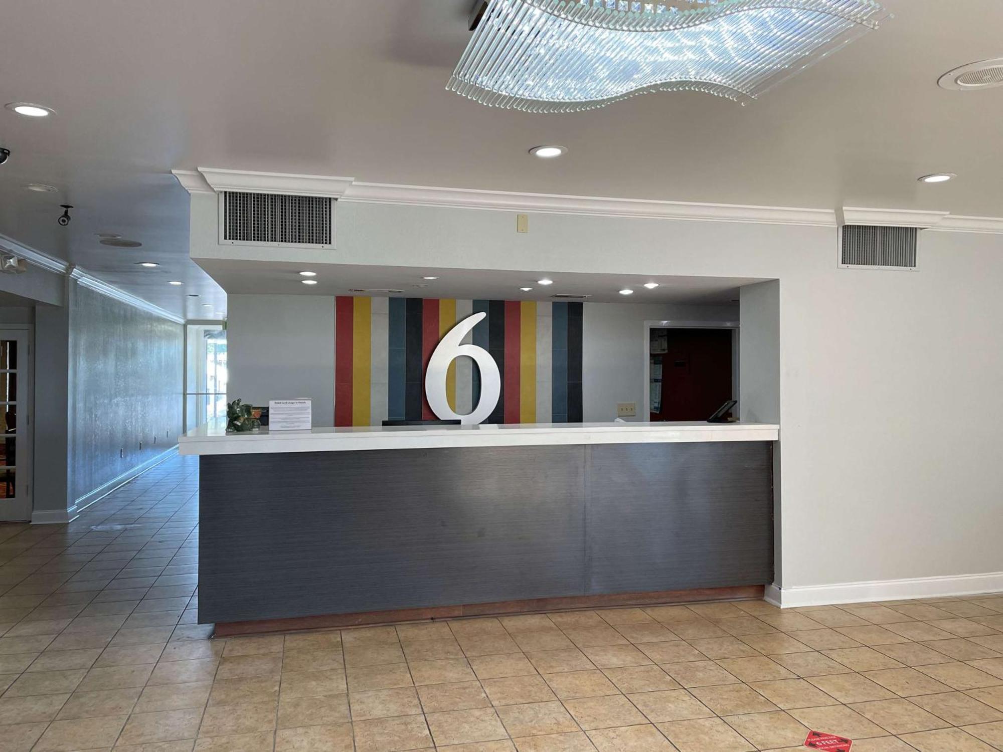 Motel 6 Opelika Al Dış mekan fotoğraf