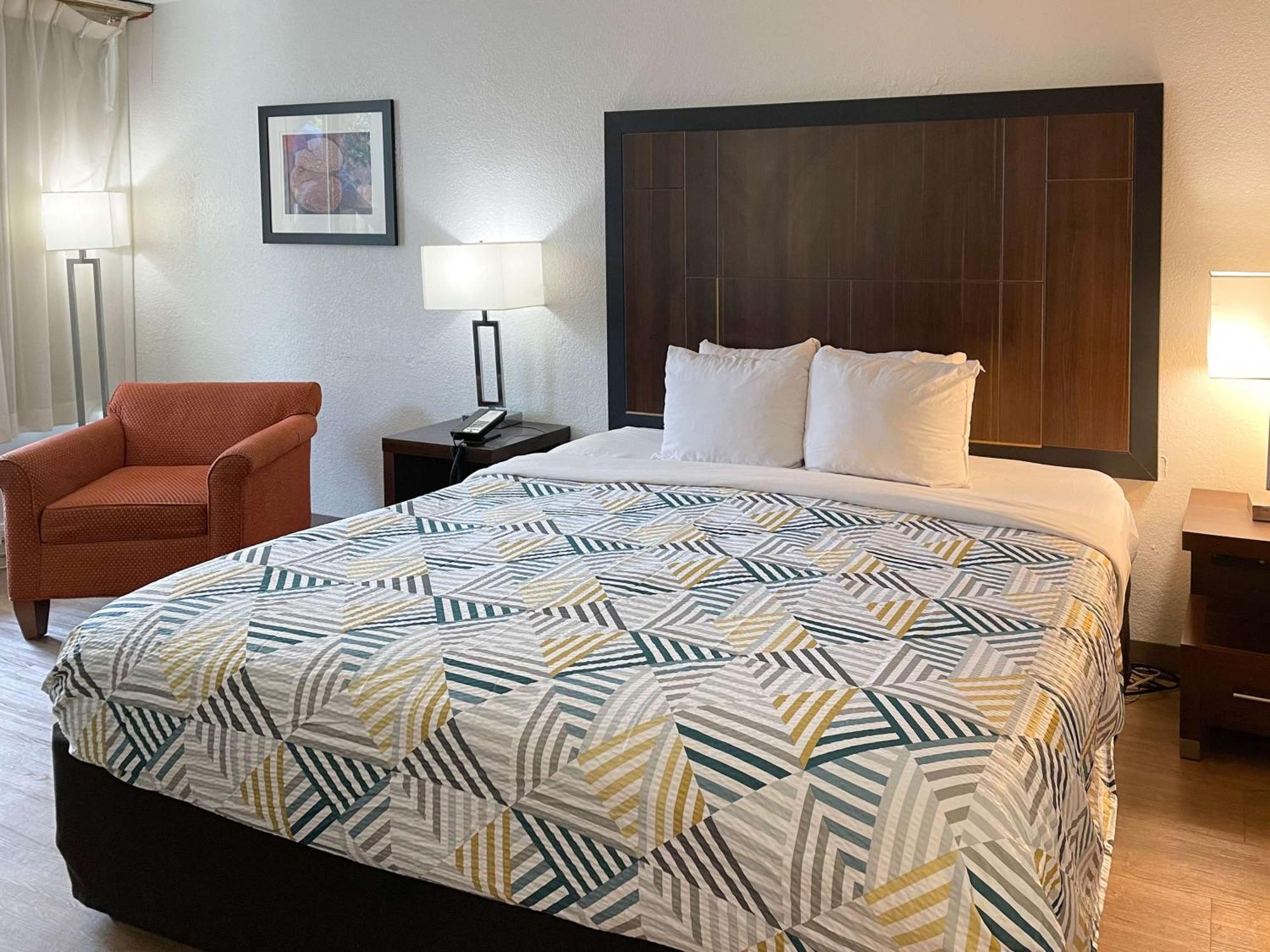 Motel 6 Opelika Al Dış mekan fotoğraf